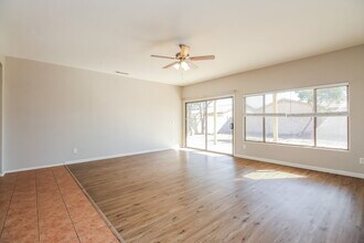 5305 S 52nd Dr in Phoenix, AZ - Building Photo - Building Photo