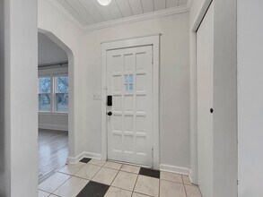 2729 Vernon Ave S in Minneapolis, MN - Building Photo - Building Photo