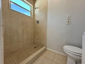 926 33rd St in West Palm Beach, FL - Building Photo - Building Photo