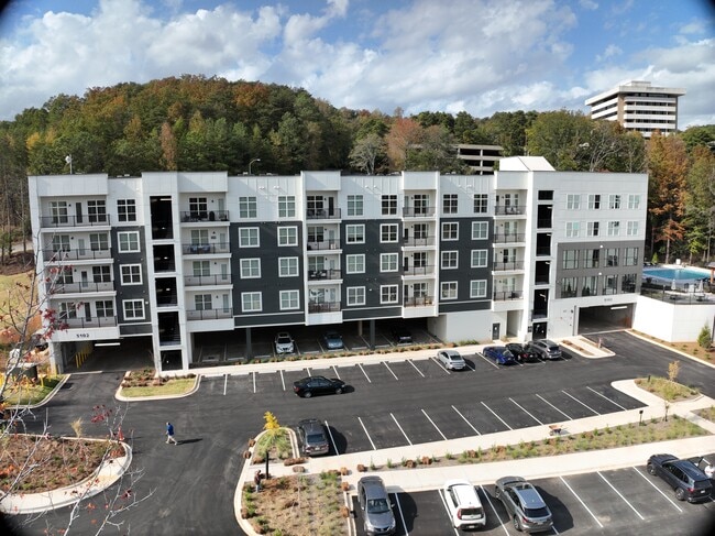 The Station at Crestline Heights in Birmingham, AL - Foto de edificio - Building Photo