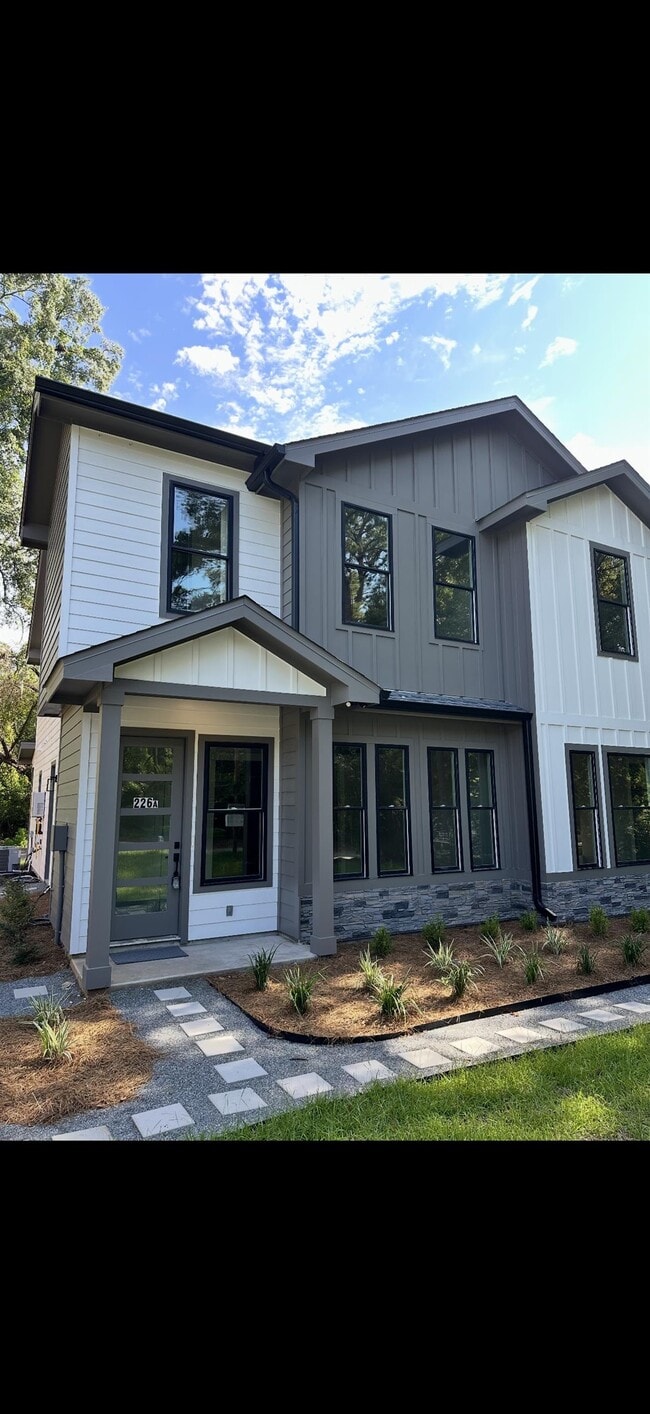 property at 226 E Bradford Rd