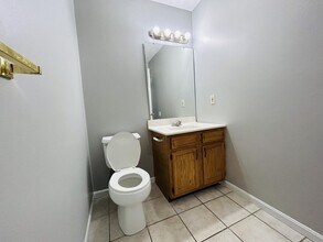 15-15 Shenandoah Dr in Florence, KY - Building Photo - Building Photo