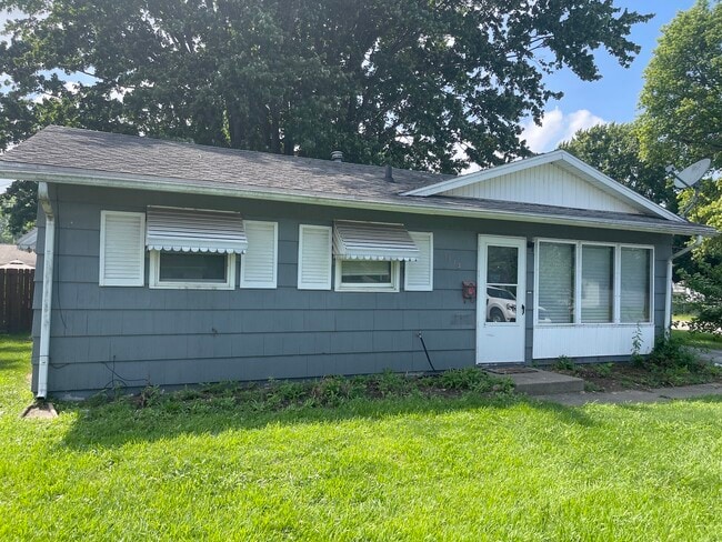 property at 1114 James Pl