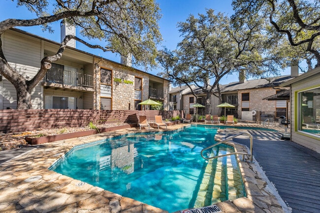 Harper at the Park in San Antonio, TX - Foto de edificio - Building Photo