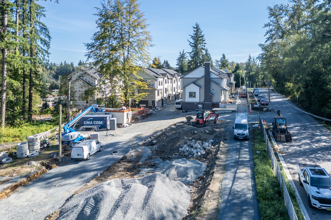 Ravens Park in Surrey, BC - Building Photo - Building Photo