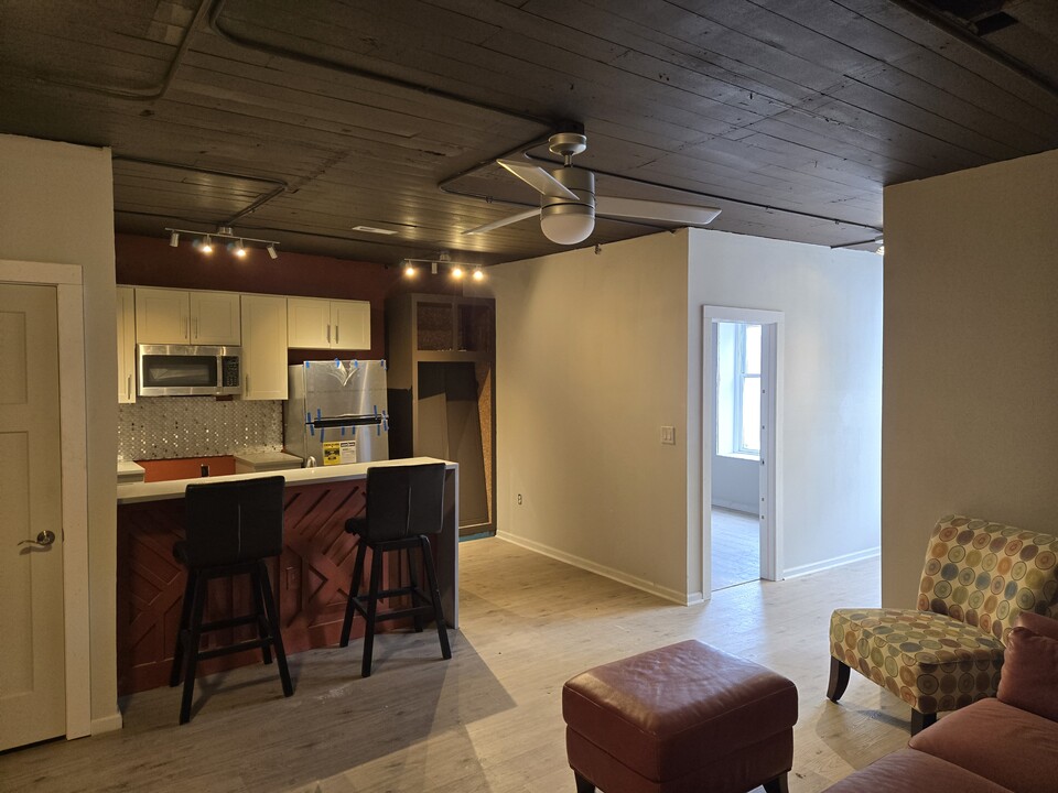 116 W Main St, Unit 1 in Durham, NC - Foto de edificio