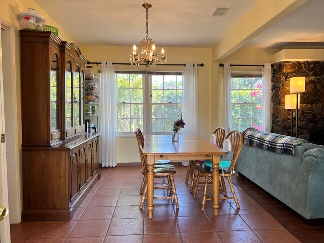 2909 Ventura Dr in Santa Barbara, CA - Building Photo - Building Photo