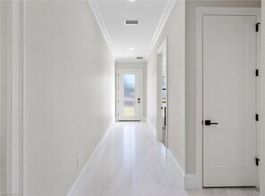 2721 Van Buren Ave in Naples, FL - Building Photo - Building Photo