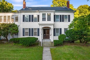 161 Broadway in Norwich, CT - Building Photo