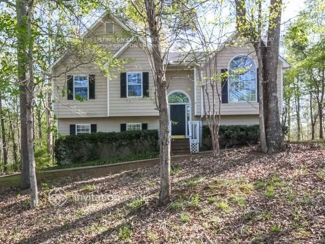 property at 1718 Independence Dr