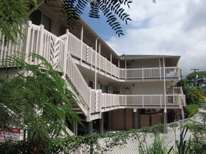 75-5758 Alahou St in Kailua Kona, HI - Building Photo - Building Photo