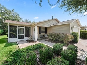 2343 Dillon Ln in the Villages, FL - Building Photo - Building Photo