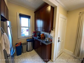381 Highland Ave, Unit 2 in Somerville, MA - Building Photo - Building Photo