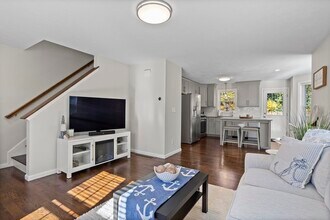 45 Riley Rd in Tyngsboro, MA - Building Photo - Building Photo