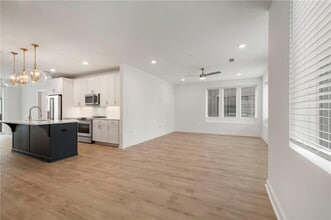 388 Pratt Dr SE in Atlanta, GA - Foto de edificio - Building Photo