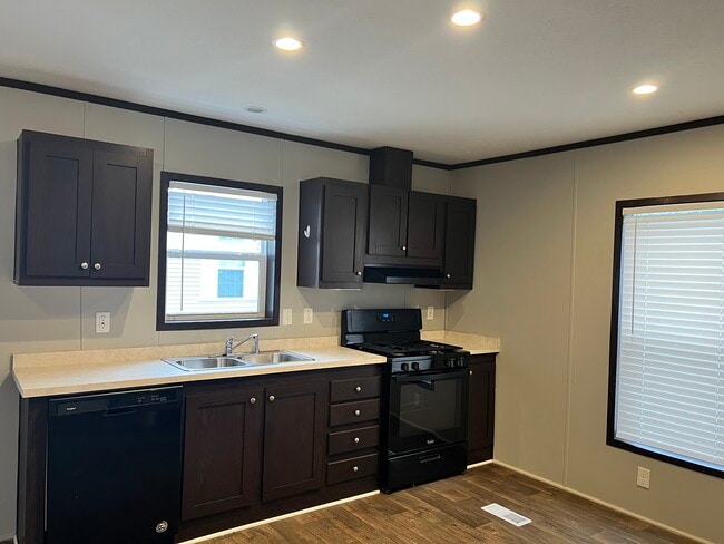 property at 3519 Loveside Terrace