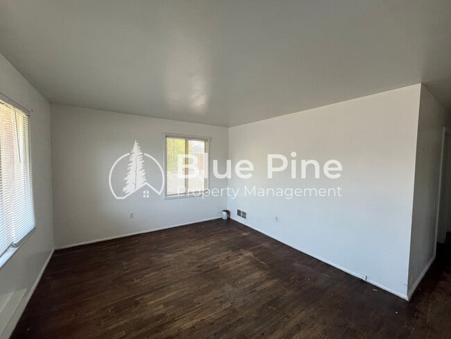 1015 Russet St in Idaho Falls, ID - Building Photo - Building Photo