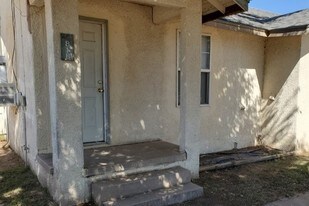 818 E 7th St, Unit bldr. in Clovis, NM - Building Photo