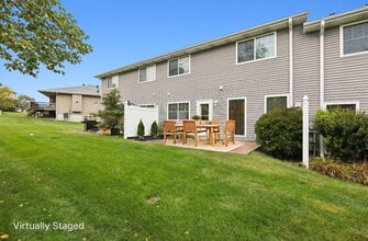 8743 Remi Dr in Lincoln, NE - Building Photo - Building Photo