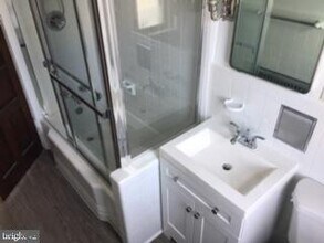 317 E Lancaster Ave in Downingtown, PA - Building Photo - Building Photo