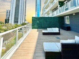 321 NE 26th St in Miami, FL - Building Photo