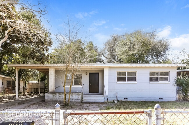 property at 4616 Nelmar Pl