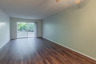 Lake Village in Portland, OR - Building Photo - Interior Photo