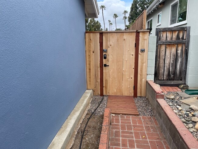 5688 Marne Ave in San Diego, CA - Building Photo - Building Photo