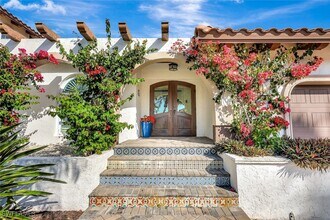 911 Giralda Ct in Marco Island, FL - Building Photo - Building Photo