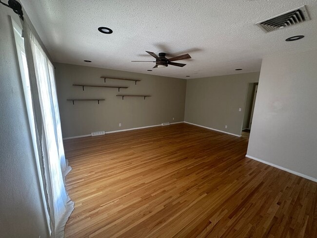 7500 Mcnerney Ave NE in Albuquerque, NM - Building Photo - Building Photo