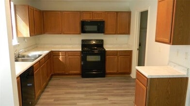 4632 Pangolin Dr in Fort Worth, TX - Building Photo - Building Photo