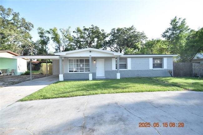 property at 3908 E Hanna Ave