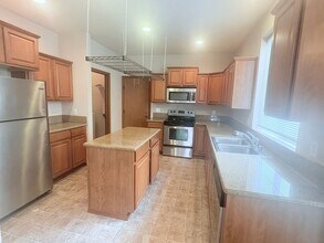 1110 Sigafoos Ave NW in Orting, WA - Building Photo - Building Photo