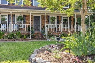 1058 Austin Dr in Chesapeake, VA - Building Photo - Building Photo