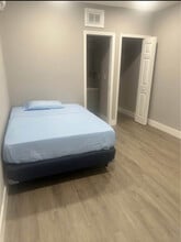 12279 Florida Woods Ln, Unit 1 in Orlando, FL - Foto de edificio - Building Photo
