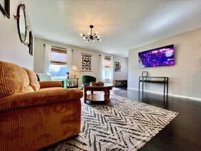 190 Overbrook Ct in Monroe, OH - Building Photo - Building Photo