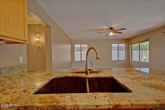 1674 W Macaw Dr in Chandler, AZ - Building Photo - Building Photo