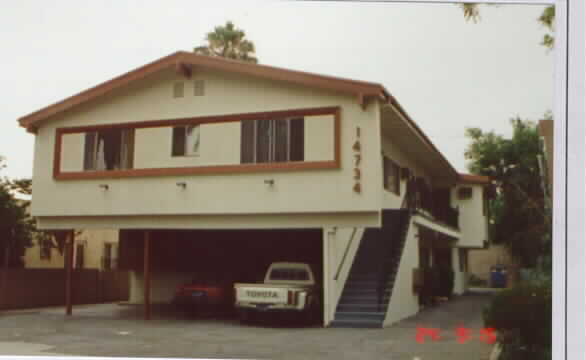 14734 Friar St in Van Nuys, CA - Building Photo