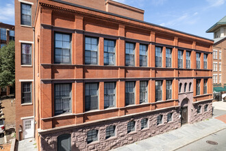 Cooke Mills in Paterson, NJ - Foto de edificio - Building Photo