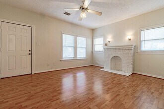 837 Peddie St in Houston, TX - Building Photo - Building Photo