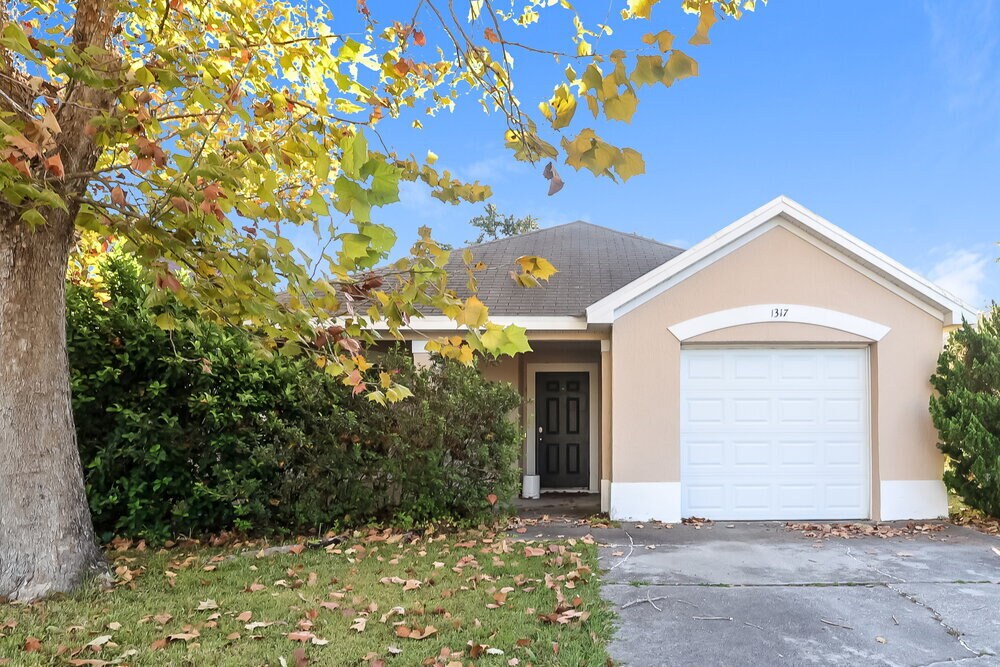 1317 S Park Ave in Winter Garden, FL - Building Photo