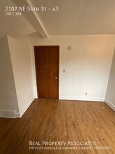 2107 NE 54th St in Seattle, WA - Building Photo - Building Photo