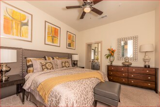 15500 Memorial Dr in Houston, TX - Building Photo - Building Photo