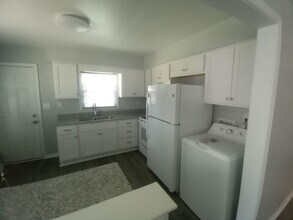 223 Woodview Ave-Unit -B in Norfolk, VA - Building Photo - Building Photo