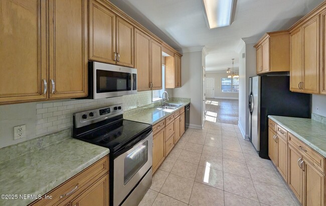 457 4th St N in Jacksonville Beach, FL - Building Photo - Building Photo
