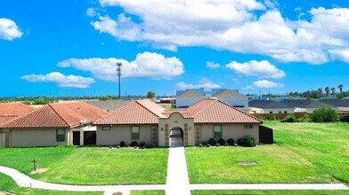 304 S Ridge Ln in San Juan, TX - Building Photo - Building Photo