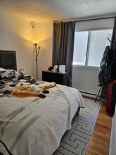 10100 Paul-Comtois Rue in Montréal, QC - Building Photo - Building Photo