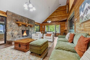 3632 Pittman Center Rd in Sevierville, TN - Building Photo