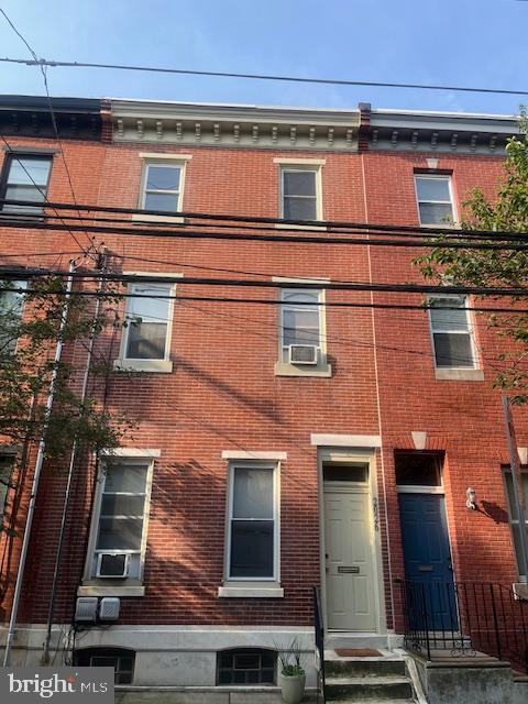 2026 Bainbridge St in Philadelphia, PA - Building Photo