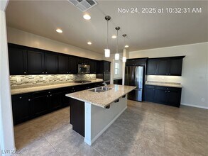 1000 Via Stellato St in Henderson, NV - Building Photo - Building Photo